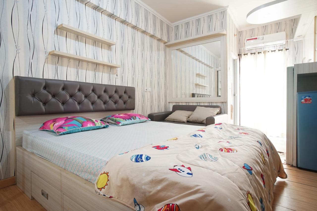 Planet Room Kemang View เบกาซิ ภายนอก รูปภาพ